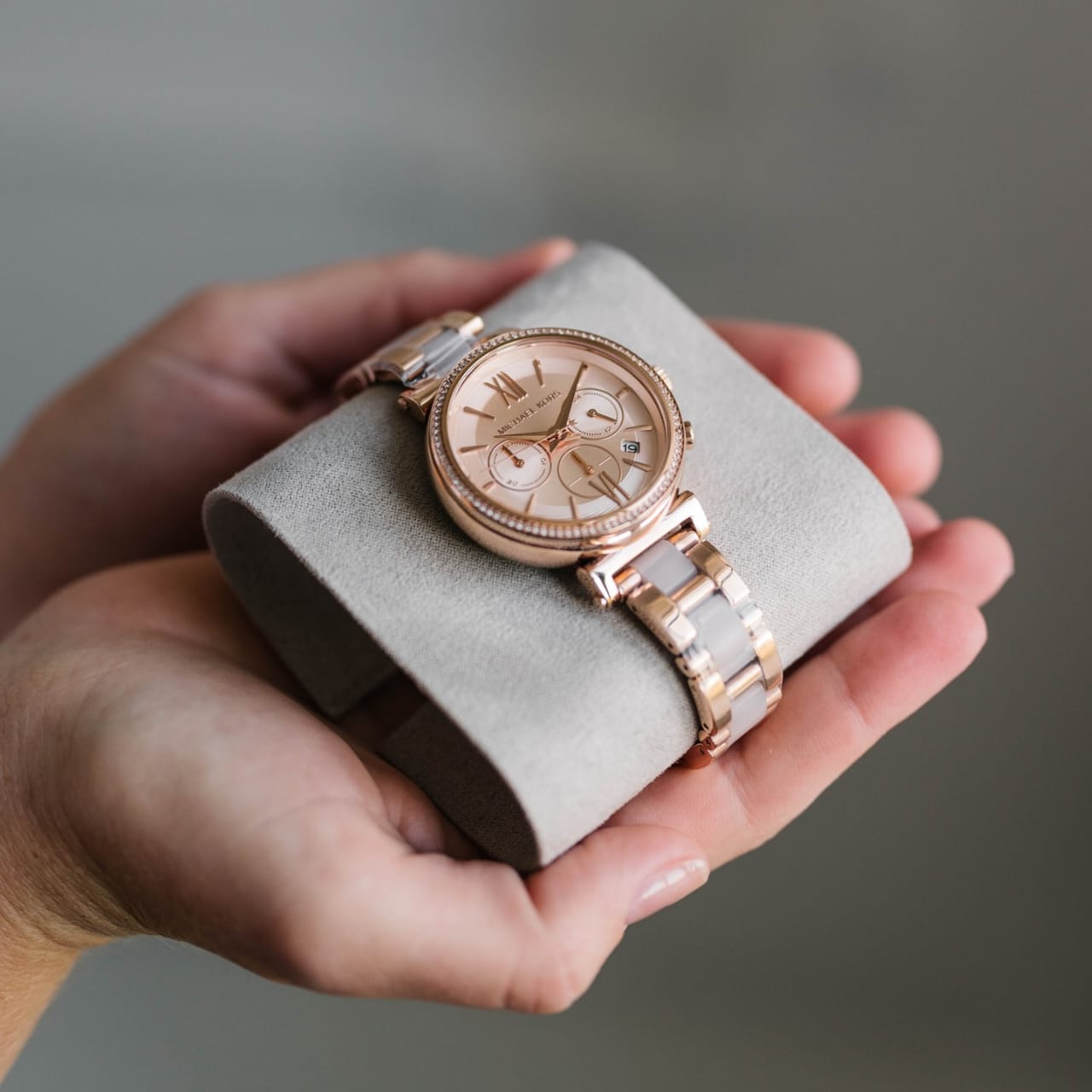 Miche_l Kor_s 4555 for her